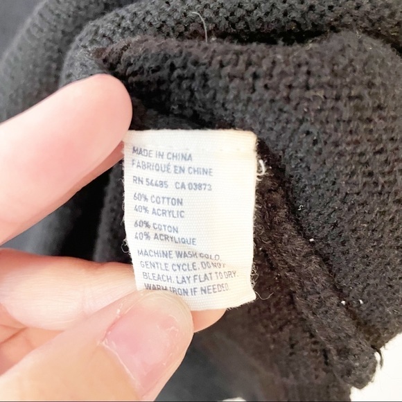 American Eagle Black and Pink Totes Amaze Sweater - Picture 5 of 6